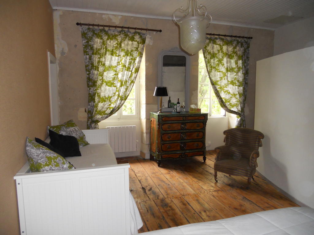 Chambre D'Hotes Le Moulin De Moulis Oda fotoğraf